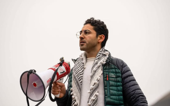 “اعتقاله غير قانوني”.. نواب أمريكيون يدافعون عن الطالب محسن مهداوي