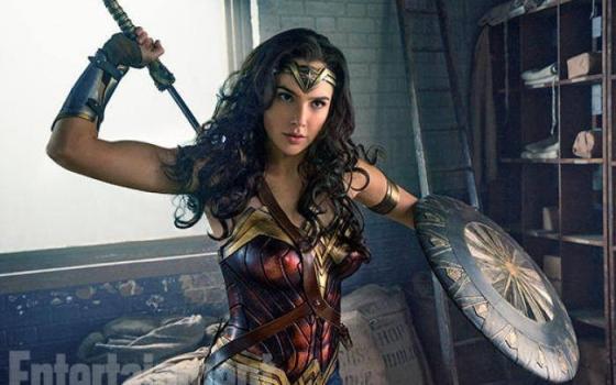 تُشارك فيه صهيونية .. وزارة الداخلية اللبنانية تحظر عرض فيلم "سنو وايت"