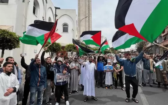 مطالبين بوقف الإبادة.. مظاهرات ووقفات في دول عربية تضامنًا مع غزة