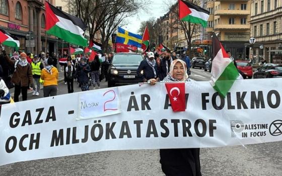 "ارفع صوتك من أجل غزة".. مظاهرة في ستوكهولم دعمًا لفلسطين ورفضًا للإبادة