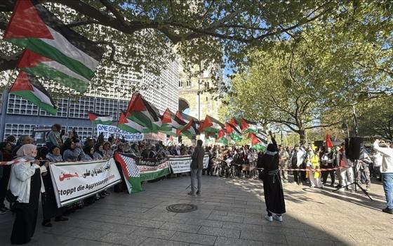 احتجاج في برلين يطالب بوقف الإبادة الإسرائيلية بغزة