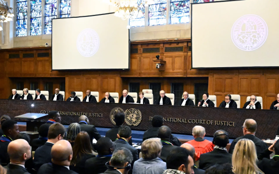 لا مبرر للموافقة!.. الاحتلال يطلب مهلة إضافية لتبرير الإبادة أمام لاهاي