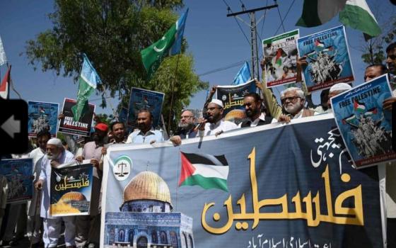 إغلاق على مستوى البلاد.. الجبهة التجارية والثقافية الباكستانية تتحد من أجل غزة