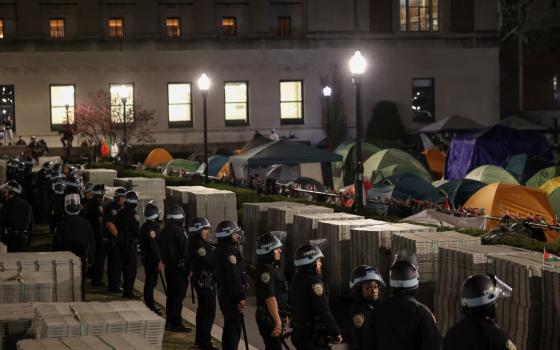 في الجامعات الأمريكية.. السلطات تدرس توجيه اتهامات للمتظاهرين بسبب المخيمات