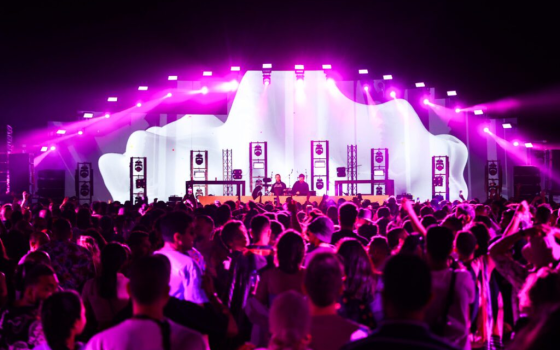 إلغاء فقرة لـ “دي جي” داعمة للاحتلال من احتفال بمصر