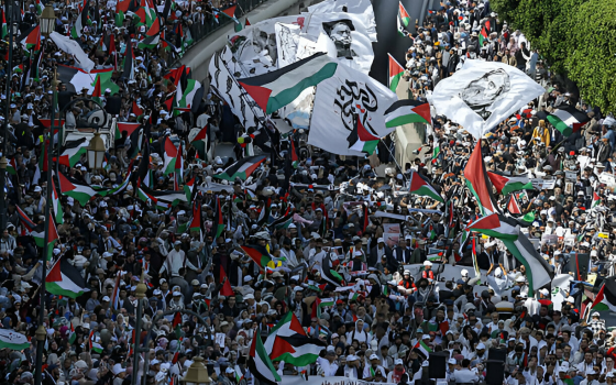 التضامن الشعبي مستمر.. مظاهرتان مغربيتان رفضًا لتهجير أهل غزة وتنديدًا بالإبادة