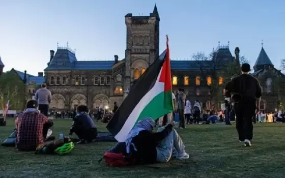 في جامعة تورنتو.. أعضاء هيئة التدريس يصوتون لصالح سحب الاستثمارات