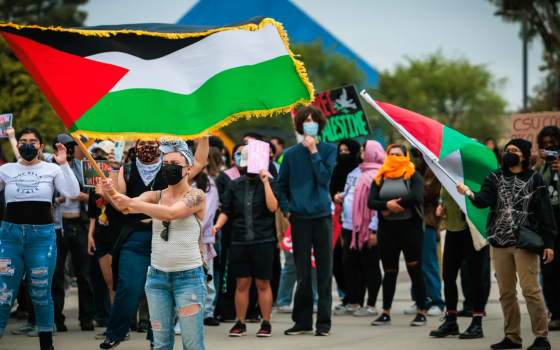 لسحب الاستثمارات العسكرية.. طلاب كاليفورنيا يعلنون انطلاقهم بالإضراب عن الطعام