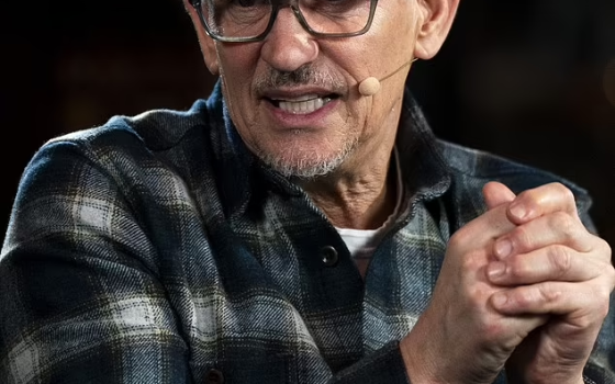 تحريض صهيوني ضد مذيع الـ “BBC” لنشره فيديو يدعم فلسطين