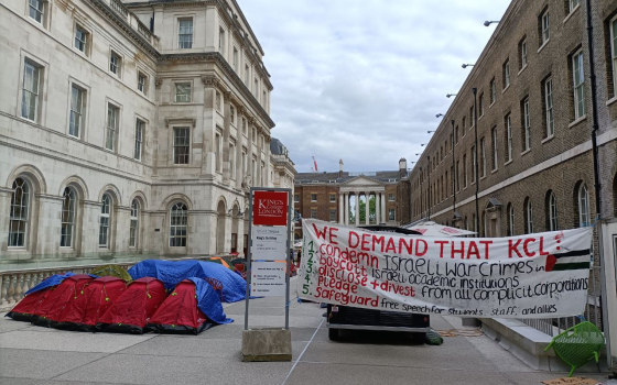 تضامننا مستمر.. مخيم احتجاجي في لندن يحيي ذكرى اعتصامات 2024