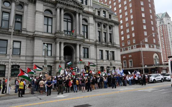 رفع العلم الفلسطيني بمدينة أمريكية احتفاءً بذوي الأصل الفلسطيني