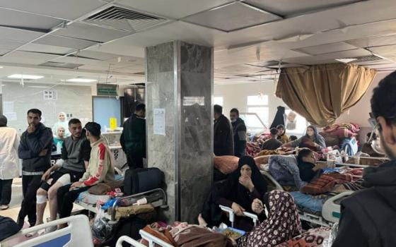 "نفتقر إلى كل شيء" جراح أمريكي يوثق الكارثة الطبية في قطاع غزة