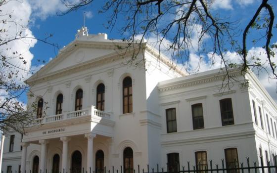 "نريد موقفًا واضحًا".. دعوات لجامعة "ستيلينبوش" لإدانة المجازر في غزة