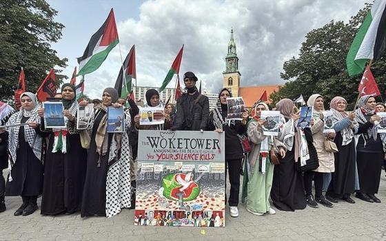 مظاهرة في برلين ضد هجوم الاحتلال على سفينة "مادلين"