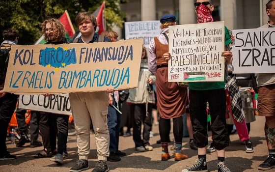 “هذه إبادة لا حرب”..  مظاهرة في ليتوانيا تندد بالإبادة الجماعية في غزة