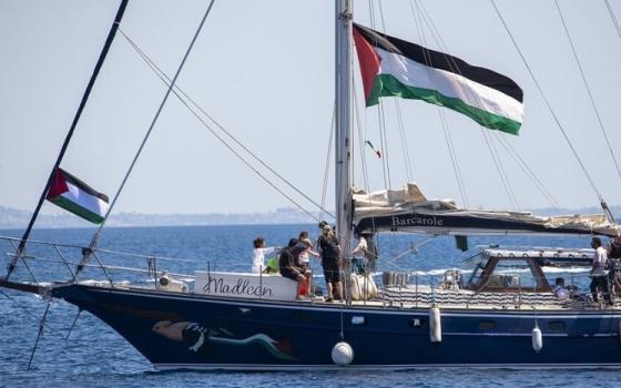 برلمانيون أوروبيون يطالبون بممر آمن لسفينة المساعدات إلى غزة