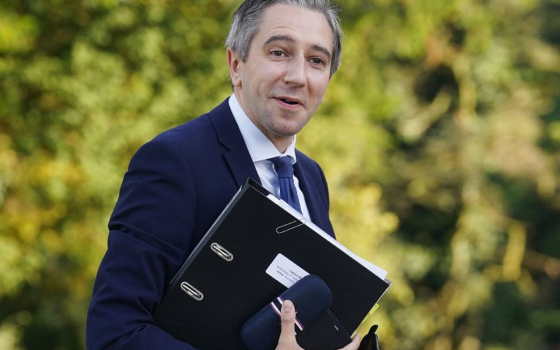 تصريح سيمون هاريس، وزير خارجية أيرلندا حول سفينة مادلين