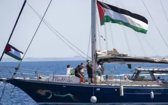 بيان اللجنة الدولية لكسر الحصار عن غزة حول سفينة مادلين