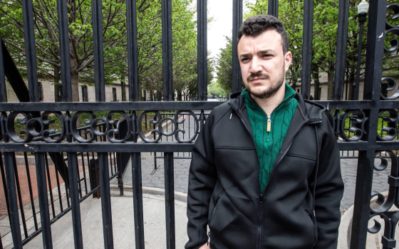 تضامنه لا يبرر طرده!  قاضٍ أمريكي يقرّ بعدم دستورية ترحيل محمود خليل