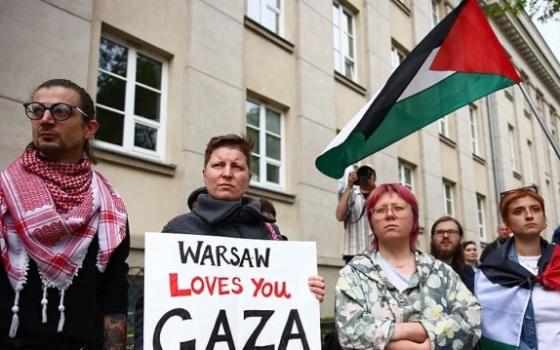 من سويسرا.. نشطاء يتجهون إلى مصر للمشاركة في المسيرة الدولية نحو غزة