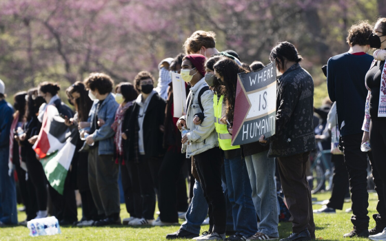 رغم التهديدات احتجاج طلابي في "نورث وسترن" تضامنًا مع فلسطين
