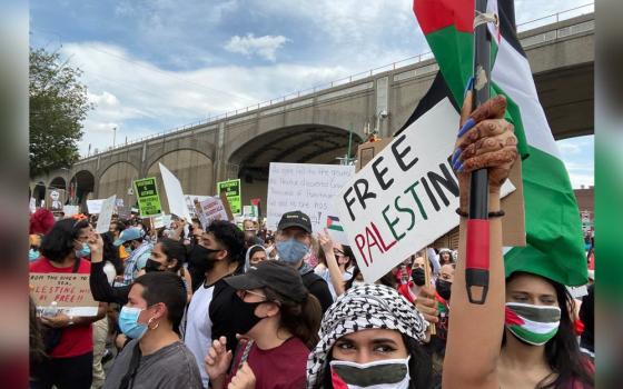 الآلاف يطالبون “RCV” بوقف تزويد الاحتلال بالطائرات المسيرة