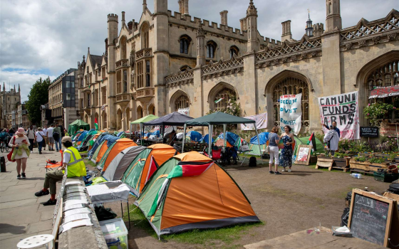 تابعة لـ “كامبريدج”..  كلية “ترينيتي” تحيي مخيمها لأجل سحب الاستثمارات