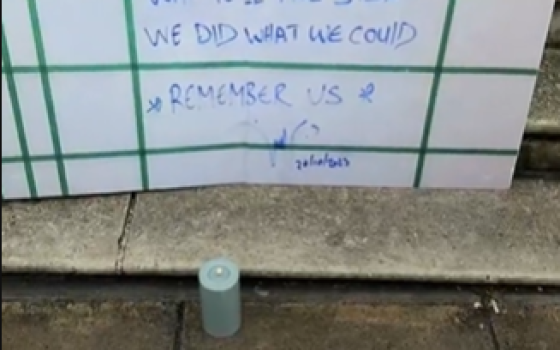 احتجاج أيرلندي لتكريم لأرواح أبناء الطبيبة “ألاء النجار”