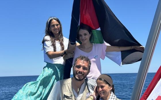 منظمات أهلية تطالب بحماية دولية لسفينة “مادلين” من تهديدات الاحتلال