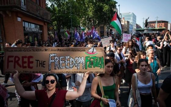 احتجاجات في إيطاليا ضد الهجوم الإسرائيلي على السفينة “مادلين”