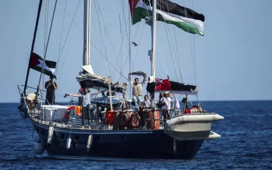 الاحتلال يشوش على موقع السفينة "مادلين"