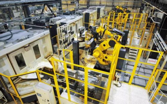 حملة عالمية ضد “فانوك”..  توقيعات ومظاهرات احتجاجًا على مبيعات الروبوتات للاحتلال