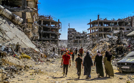 "السلطات الإسرائيلية تستخدم المساعدات كسلاح حرب ضد المدنيين في غزة" ـــ منظمة العفو الدولية  