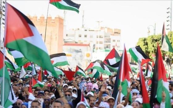 مئات المغاربة يتظاهرون تنديدًا بتجويع غزة واستمرار الإبادة