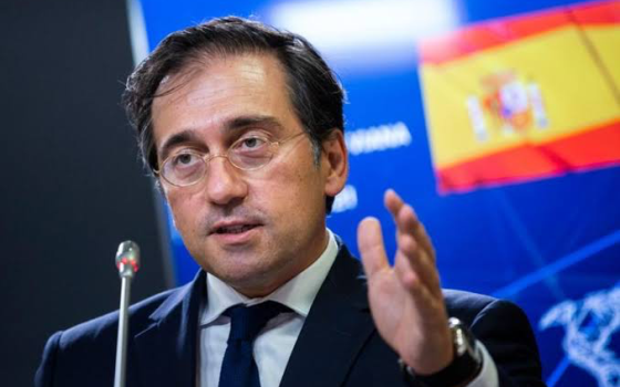 سأدين التجويع والقتل في غزة أمام الجمعية العامة غدًا.  خوسيه مانويل ألباريس - وزير الخارجية الإسباني