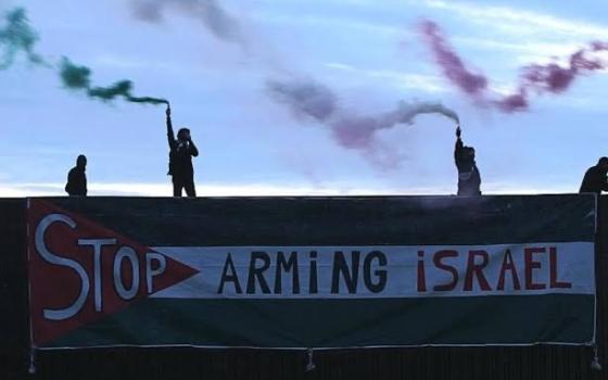 محكمة بروكسل تأمر بوقف نقل العتاد العسكري إلى الاحتلال