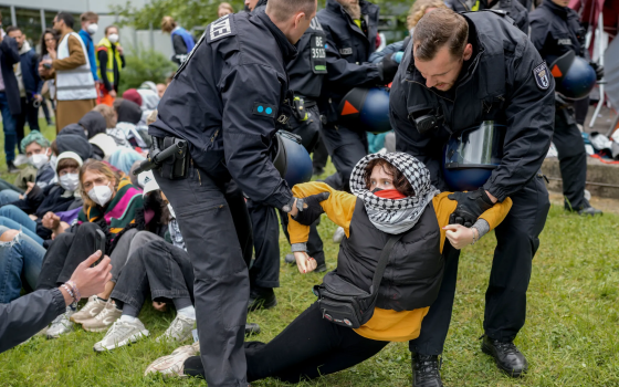 الكشف عن ازدياد بـ600% في قضايا قمع مناصري فلسطين بالجامعات