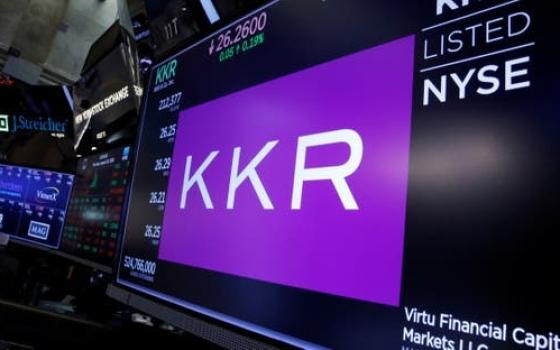 "أقف مع فلسطين".. منسق موسيقي ينسحب من مهرجانات بسبب صلاتها بالاحتلال