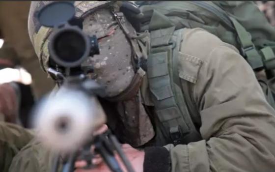 شاركا بإعدام أهل غزة!.. دعوى قضائية ضد قناصين من أصول فرنسية