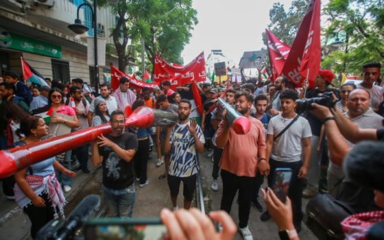 تونس تسجن الصحفي الداعم لفلسطين "غسان بن خليفة"