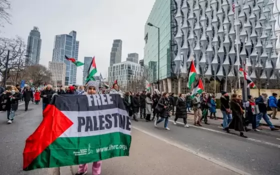 في مؤتمر الجمعية الطبية.. أطباء بريطانيون يطرحون 45 مشروع قرار بشأن الإبادة في غزة