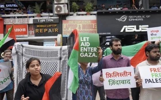 أمام تجاهل الشرطة.. الاعتداء على متظاهرين داعمين لفلسطين في نيودلهي