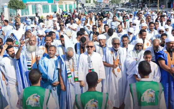 ”لا تتركوا غزة وحدها”.. مظاهرات مستمرة في موريتانيا نصرةً لغزة