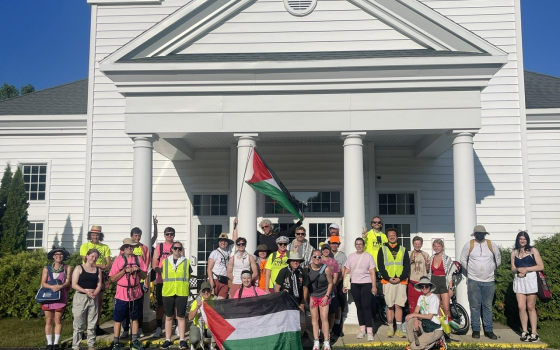 70 ميلًا لأجل غزة!.. مسيرة لـ5 أيام لجمع التبرعات في أمريكا