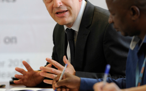 إن المجاعة تمثل آخر المصائب التي تضرب الشعب الفلسطيني في قطاع غزة، الجحيم هناك يتجلى في كل أشكاله  فيليب لازاريني، مفوض وكالة "الأونروا"  