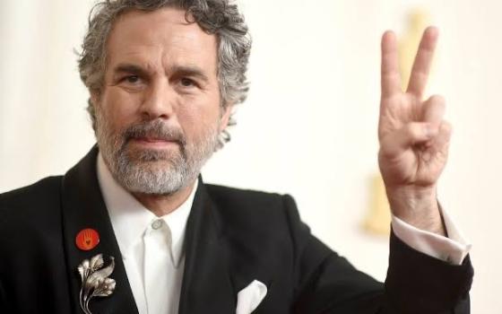 بصفتك رئيسًا للولايات المتحدة، لديك القدرة على إنهاء التجويع القسري الآن، من خلال الضغط على إسرائيل لفتح المعابر فورًا  مارك رافالو - ممثل أمريكي  