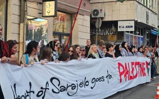 الأعلام الفلسطينية ترفرف في افتتاح مهرجان سراييفو السينمائي