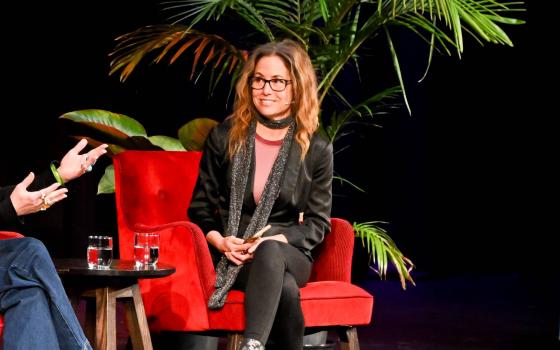 50 كاتبًا!  انسحابات من “بنديجو” رفضًا لتقييد التضامن مع غزة