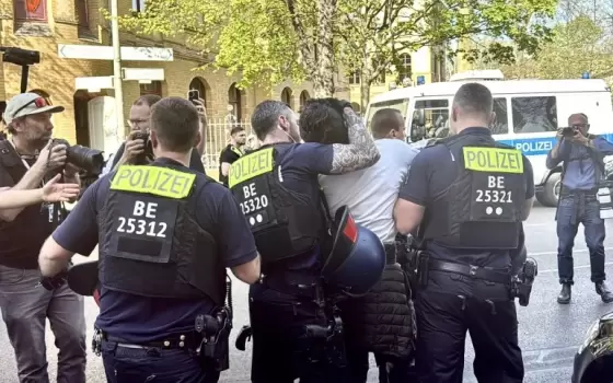 اعتقال عشرات المتظاهرين في احتجاج مؤيد لفلسطين في برلين