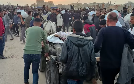 ماليزيا تطالب بالتحقيق في ارتقاء 1300 من طالبي المساعدات بغزة  